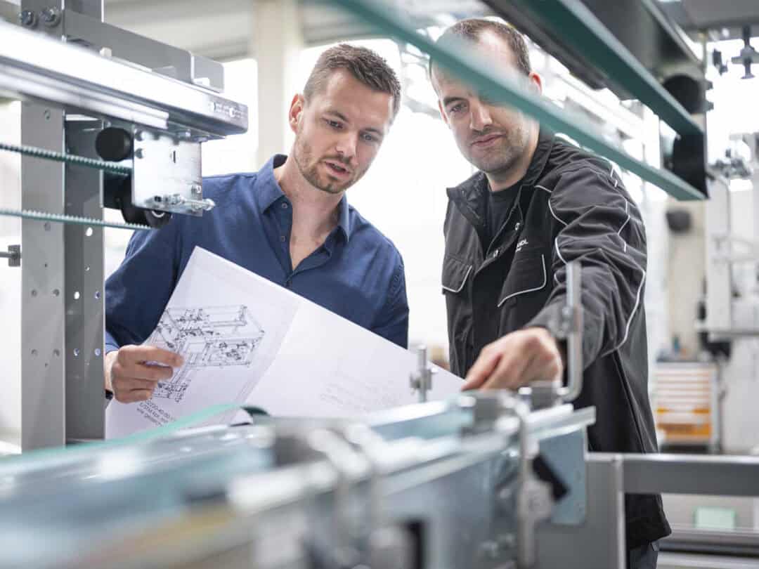 Trainings bei Schwingshandl vermitteln praxisnahes Wissen, um Anlagen sicher, effizient und fehlerfrei bedienen zu können.