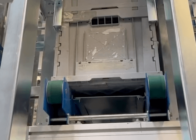 Stapelmaschine-für-gemischtes-Fördergut